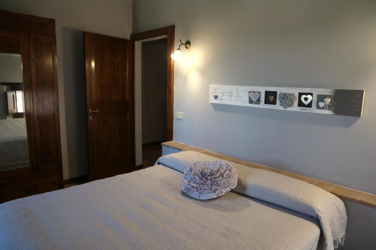 Corte Fratini Appartamenti Trevi Buitenkant foto
